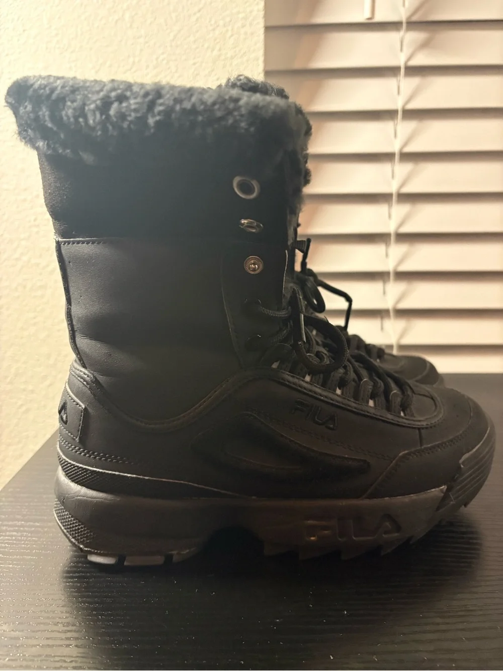 FILA Disruptor Shearling Black Chunky Sneaker Winter Boots Fold Down 6.5